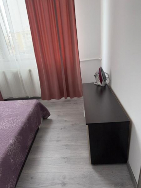3Rooms Center